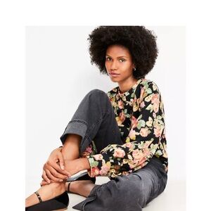 Floral Black Sweatshirt